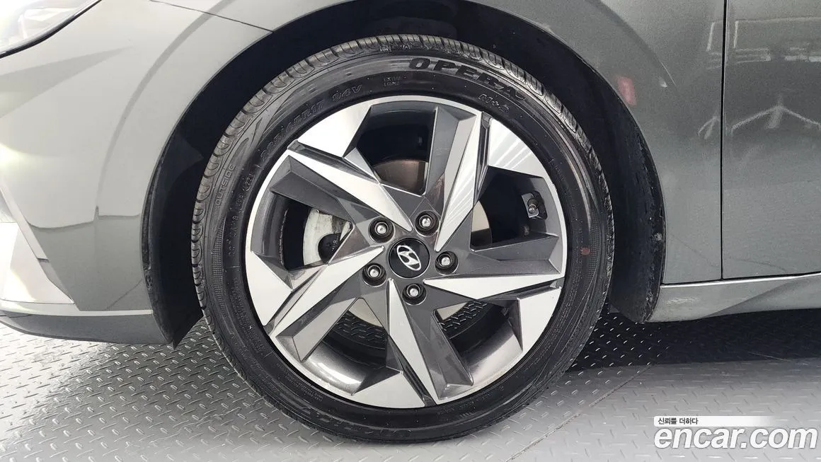 Hyundai AVANTE — фото 9