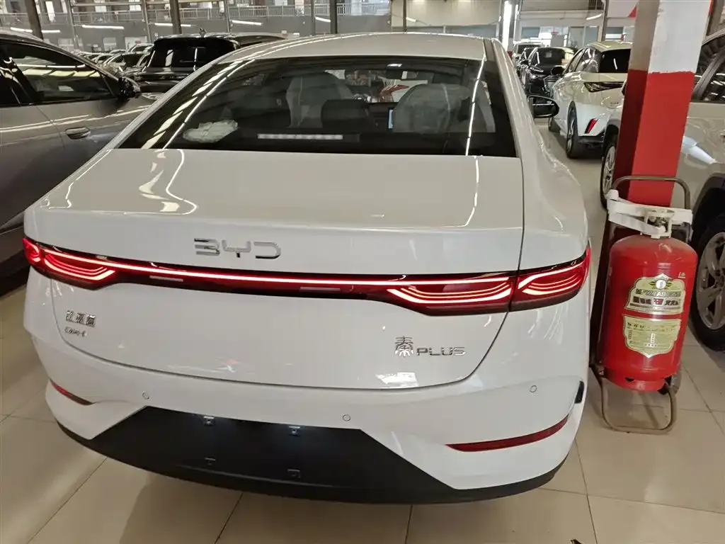 BYD Qin PLUS 2025 из CN, фото 5