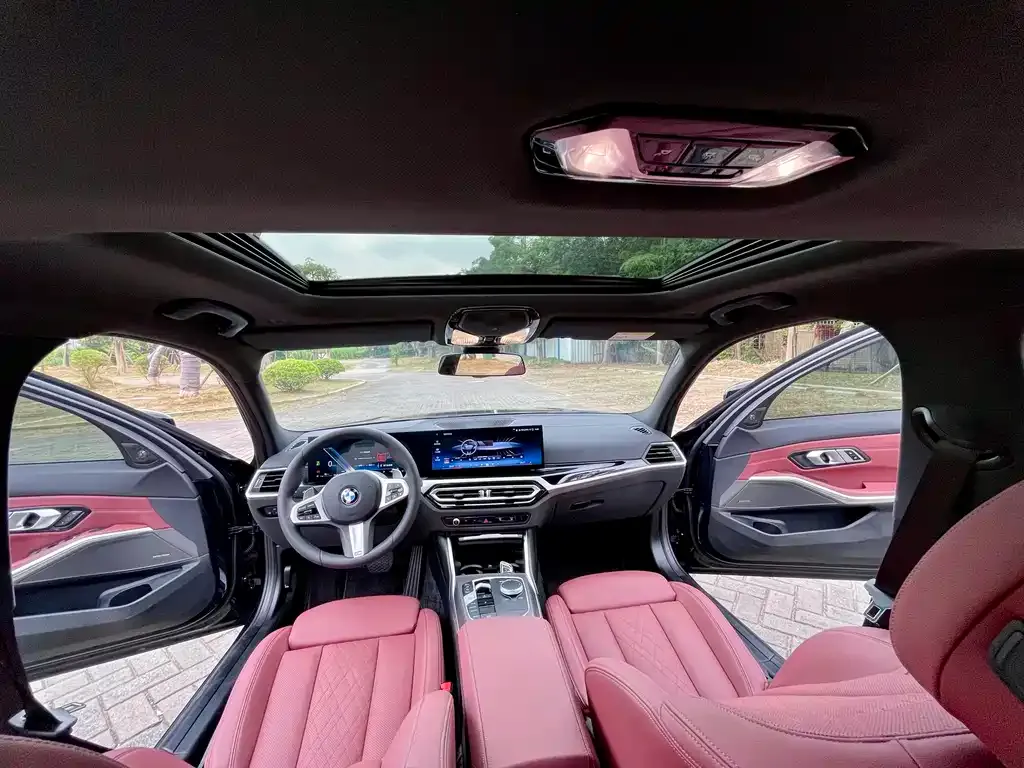BMW 3 Series 2024 из CN, фото 3