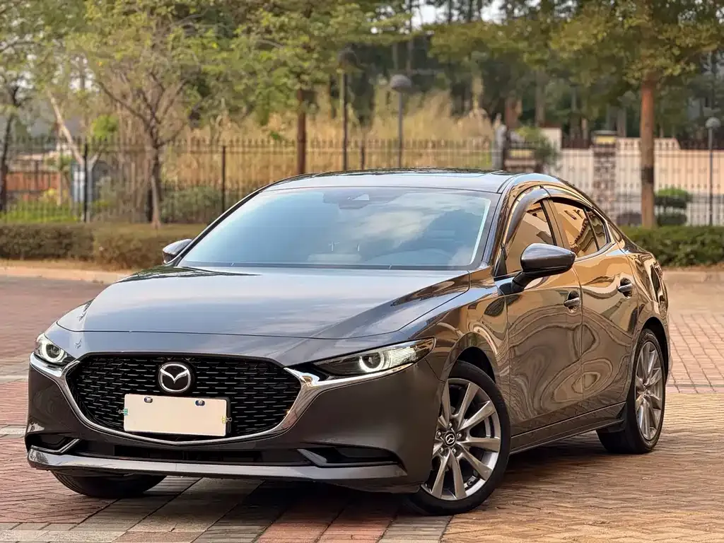 Mazda 3 Axela 2024 из CN, фото 1