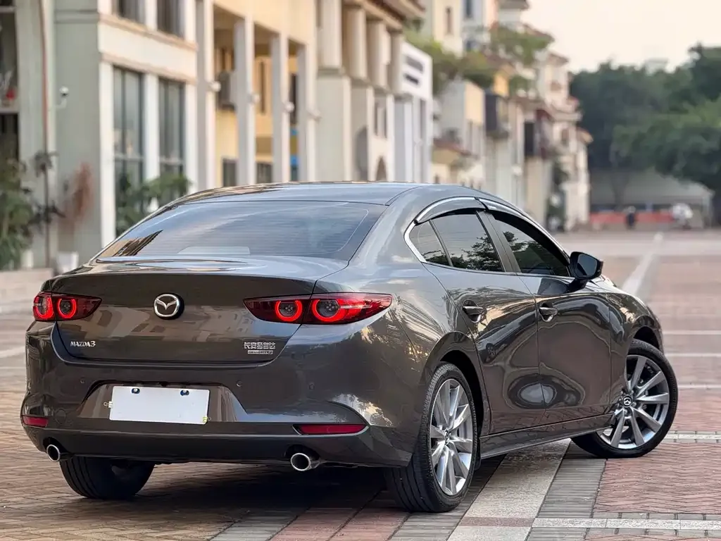 Mazda 3 Axela 2024 из CN, фото 3