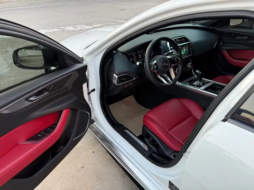 Jaguar XEL 2021 из CN, фото 7