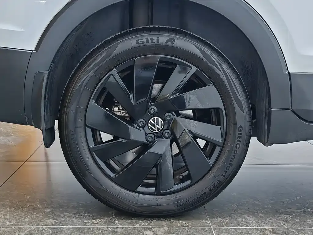 Volkswagen Tharu 2024 из CN, фото 9
