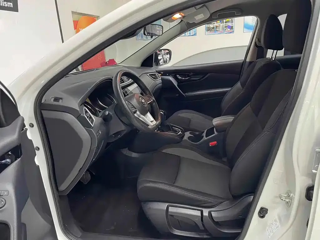 Nissan Qashqai 2021 из CN, фото 8