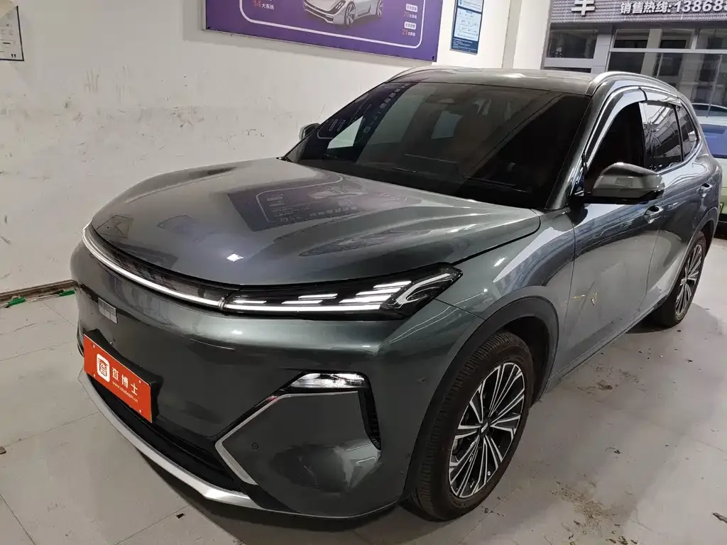 Geely Galaxy Xingjian 7 — фото 1