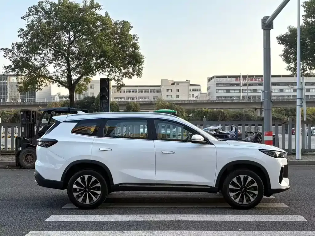 Chery Tiggo 8 PLUS 2025 из CN, фото 9