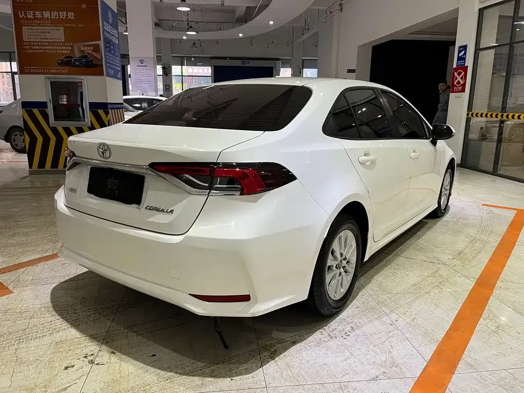 Toyota Corolla 2022 из CN, фото 6