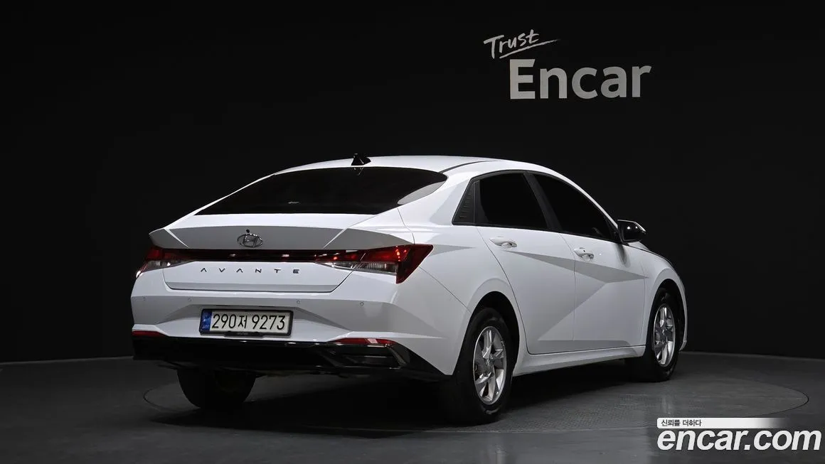 Hyundai AVANTE — фото 2