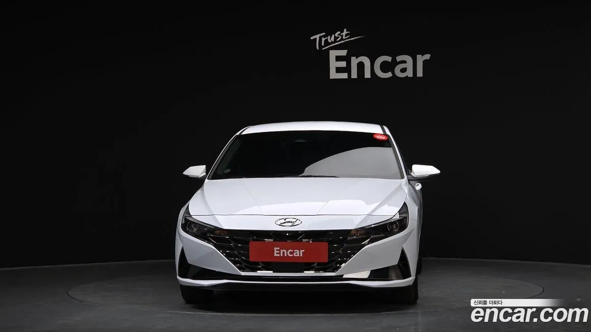 Hyundai AVANTE — фото 3