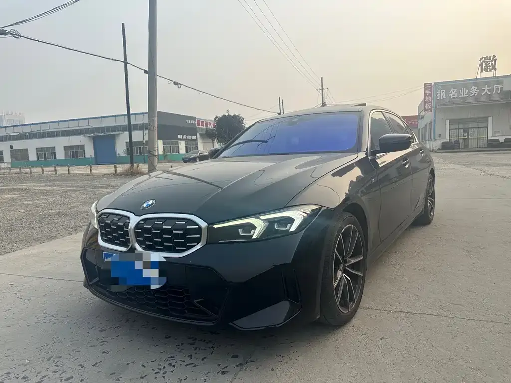 BMW 3 Series 2023 из CN, фото 1