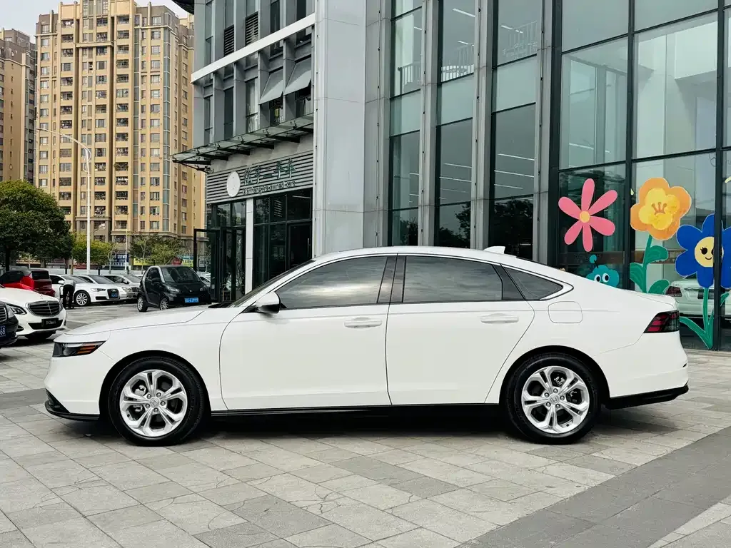 Honda Accord 2024 из CN, фото 3