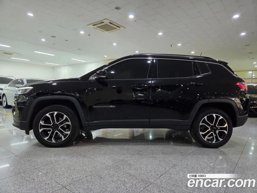 Jeep Compass — фото 3