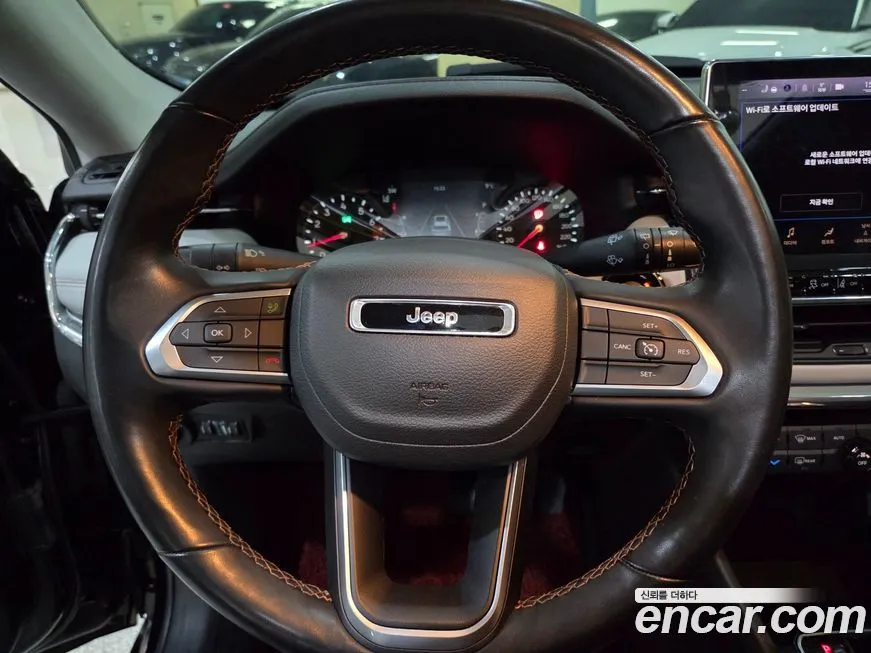 Jeep Compass — фото 9