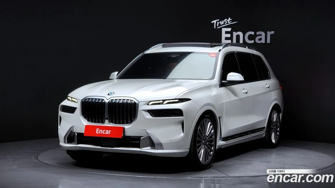 BMW X7 — фото 1