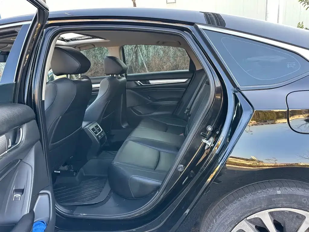 Honda Accord 2022 из CN, фото 5