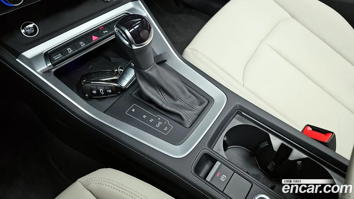 Audi Q3 — фото 10