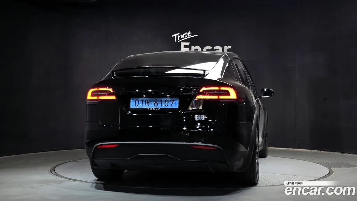 Tesla Model X 2024 из KR, фото 5