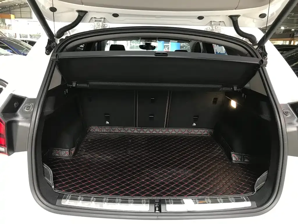BMW X1 2023 из CN, фото 7
