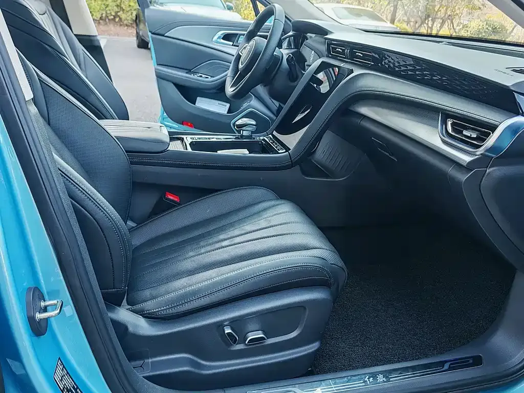 Hongqi H5 2023 из CN, фото 2