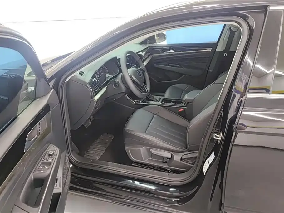 Volkswagen Passat — фото 9
