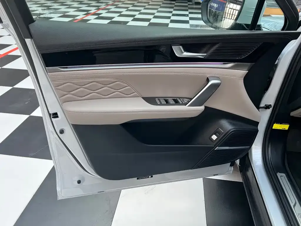 BYD Tang New Energy 2024 из CN, фото 4