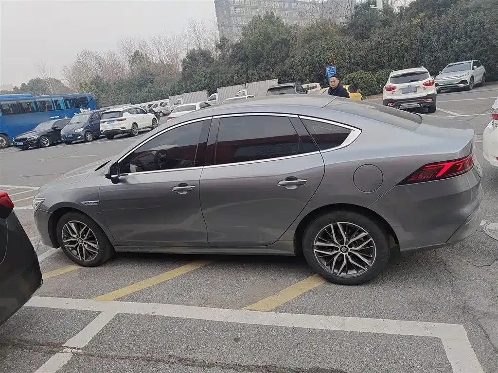 BYD Qin PLUS 2024 из CN, фото 10