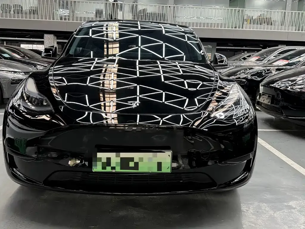 Tesla Model Y 2023 из CN, фото 5