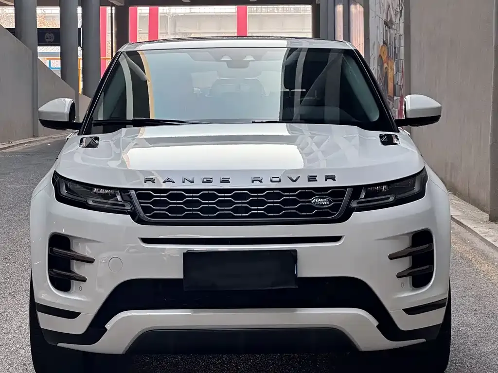 Land Rover Evoque — фото 1