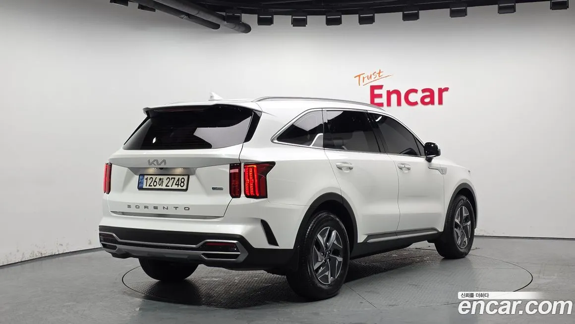 Kia Sorento — фото 8