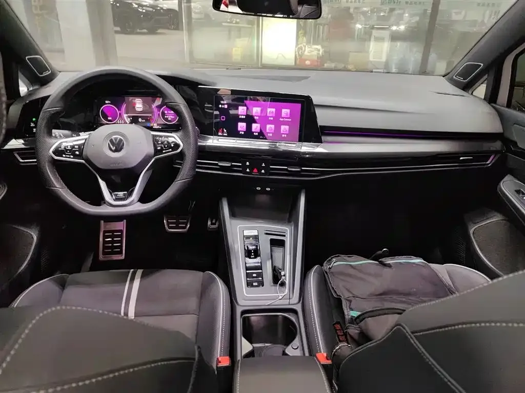 Volkswagen Golf 2022 из CN, фото 5