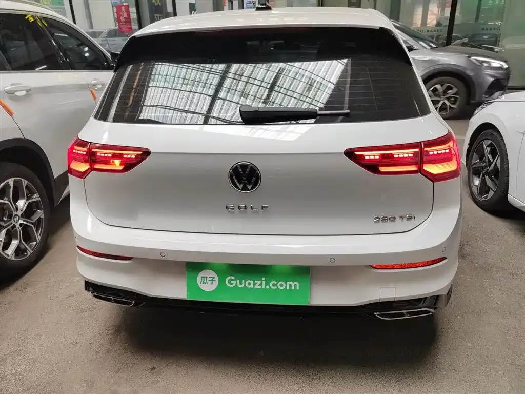Volkswagen Golf 2022 из CN, фото 9