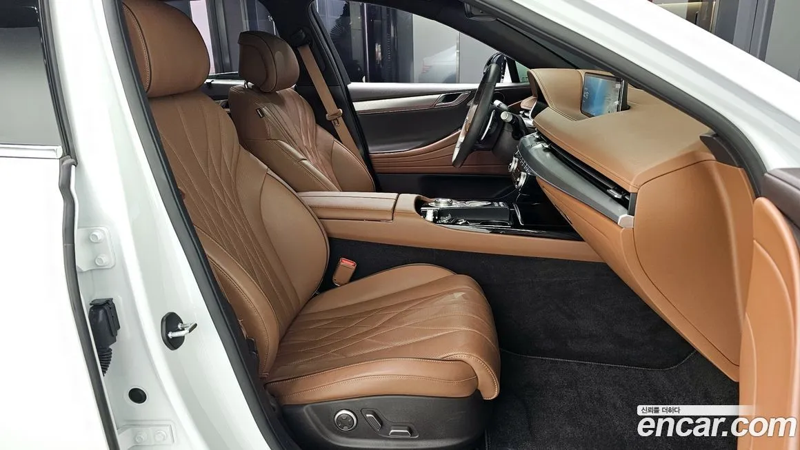 Genesis G80 — фото 10