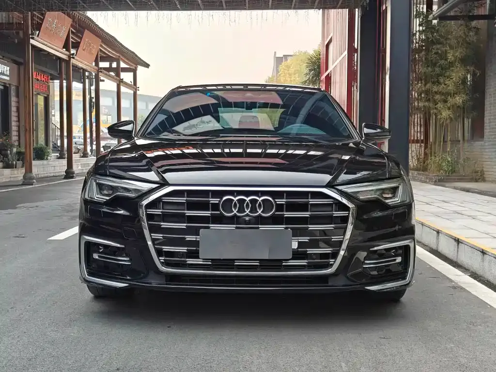 Audi A6L 2023 из CN, фото 9