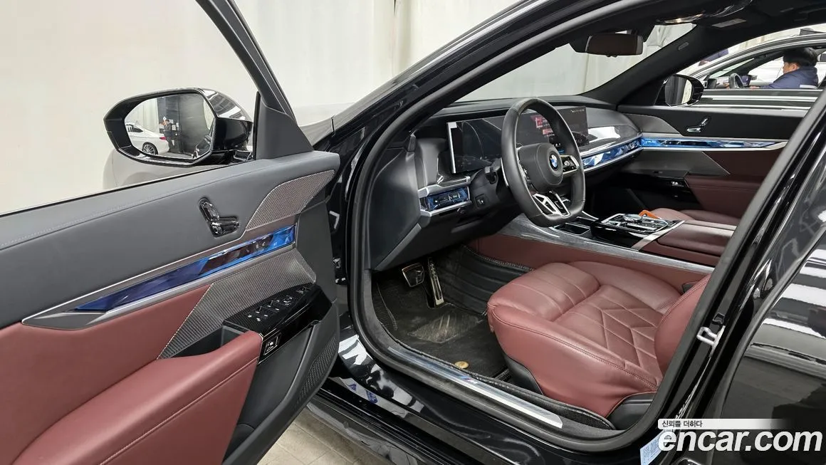 BMW 7-Series 2024 из KR, фото 10