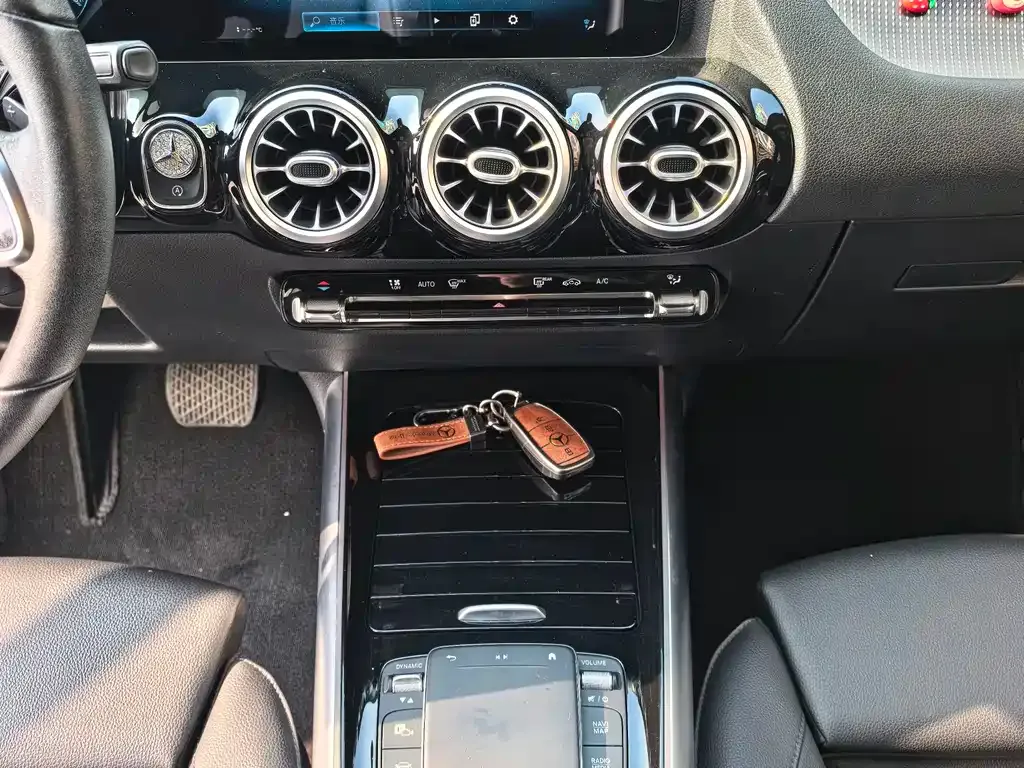 Mercedes-Benz GLA 2021 из CN, фото 10