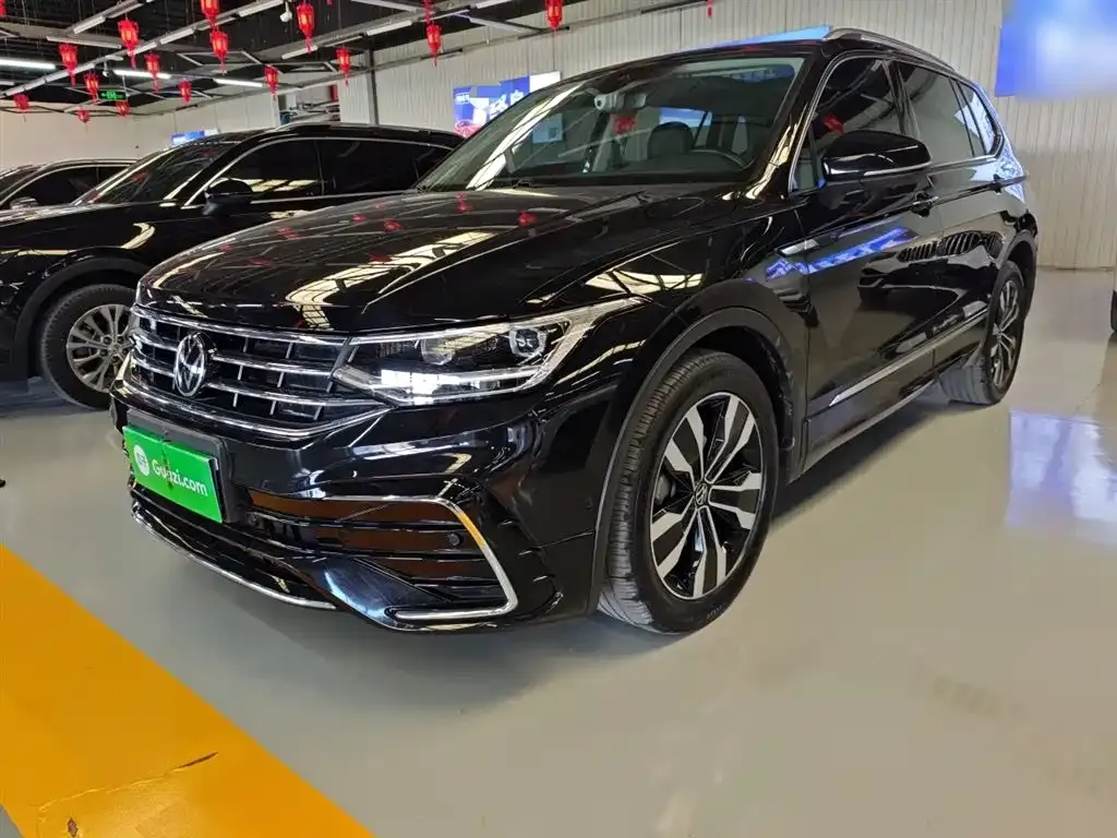 Volkswagen Tiguan L 2023 из CN, фото 1