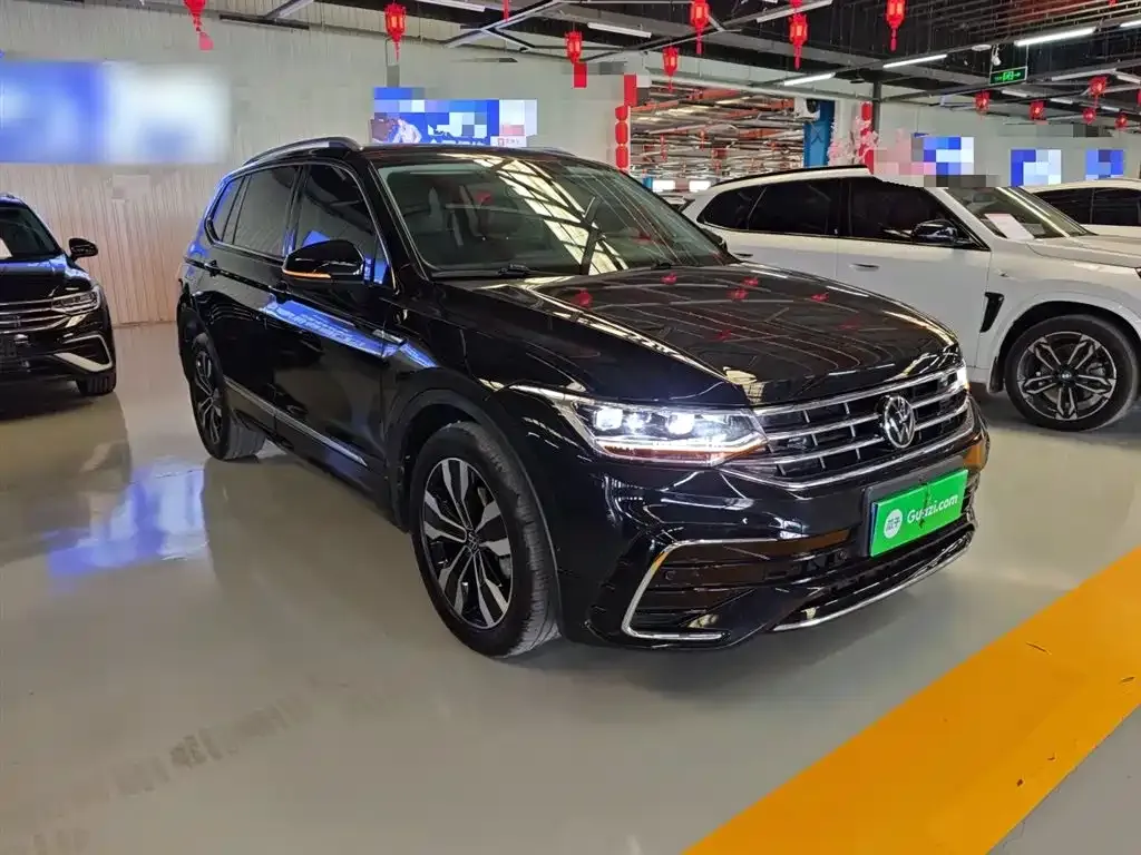 Volkswagen Tiguan L 2023 из CN, фото 10