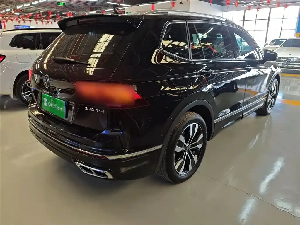 Volkswagen Tiguan L 2023 из CN, фото 7