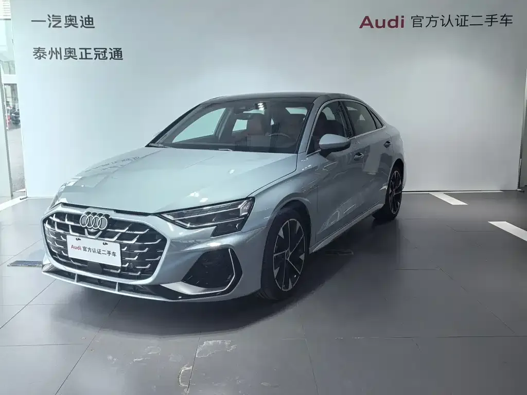 Audi A3 2024 из CN, фото 1