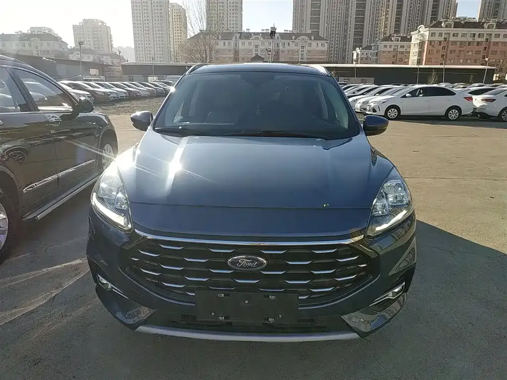 Ford Escape 2022 из CN, фото 4