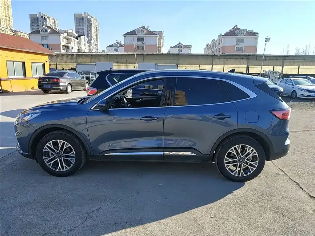 Ford Escape 2022 из CN, фото 8