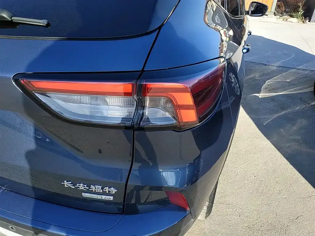 Ford Escape 2022 из CN, фото 10