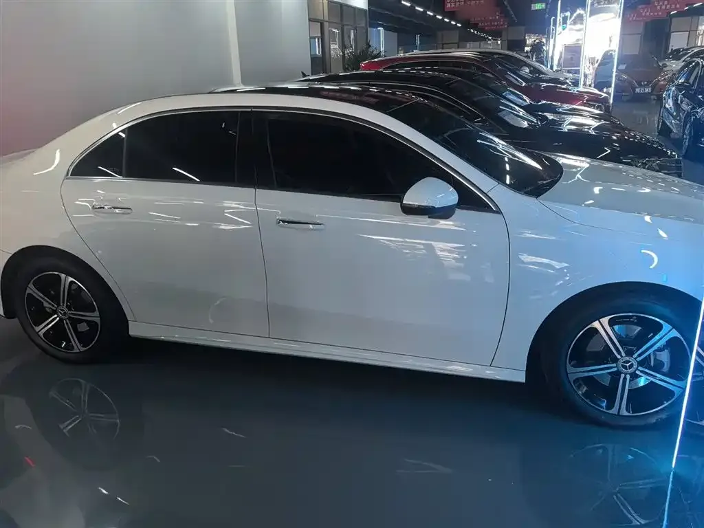 Mercedes-Benz A-Class 2024 из CN, фото 7