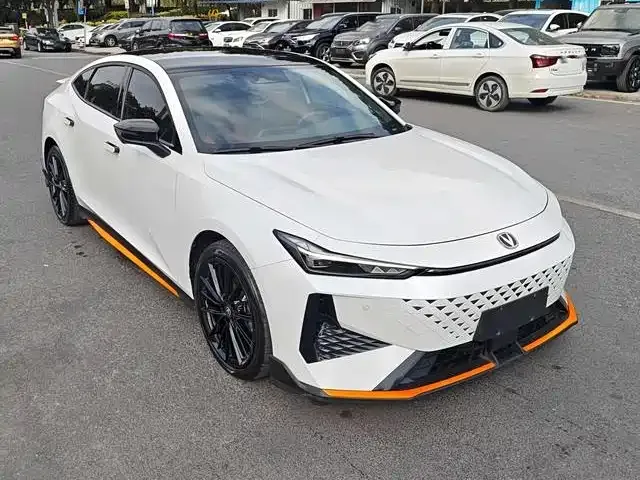 Changan UNI-V 2024 из CN, фото 6