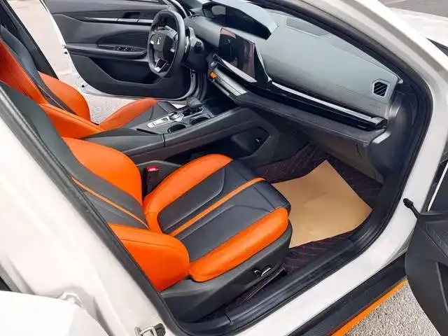 Changan UNI-V 2024 из CN, фото 4