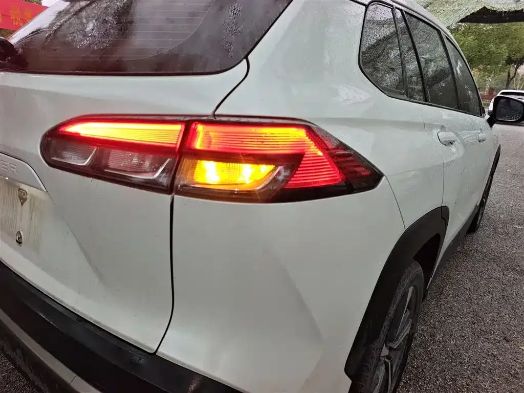 Toyota Frontlander 2022 из CN, фото 8