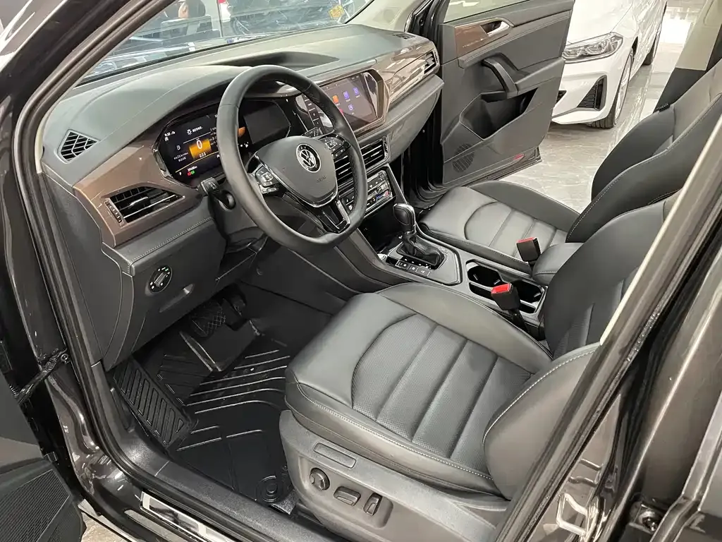 Volkswagen Tharu 2022 из CN, фото 7