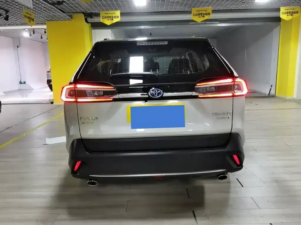 Toyota Wildlander 2023 из CN, фото 2