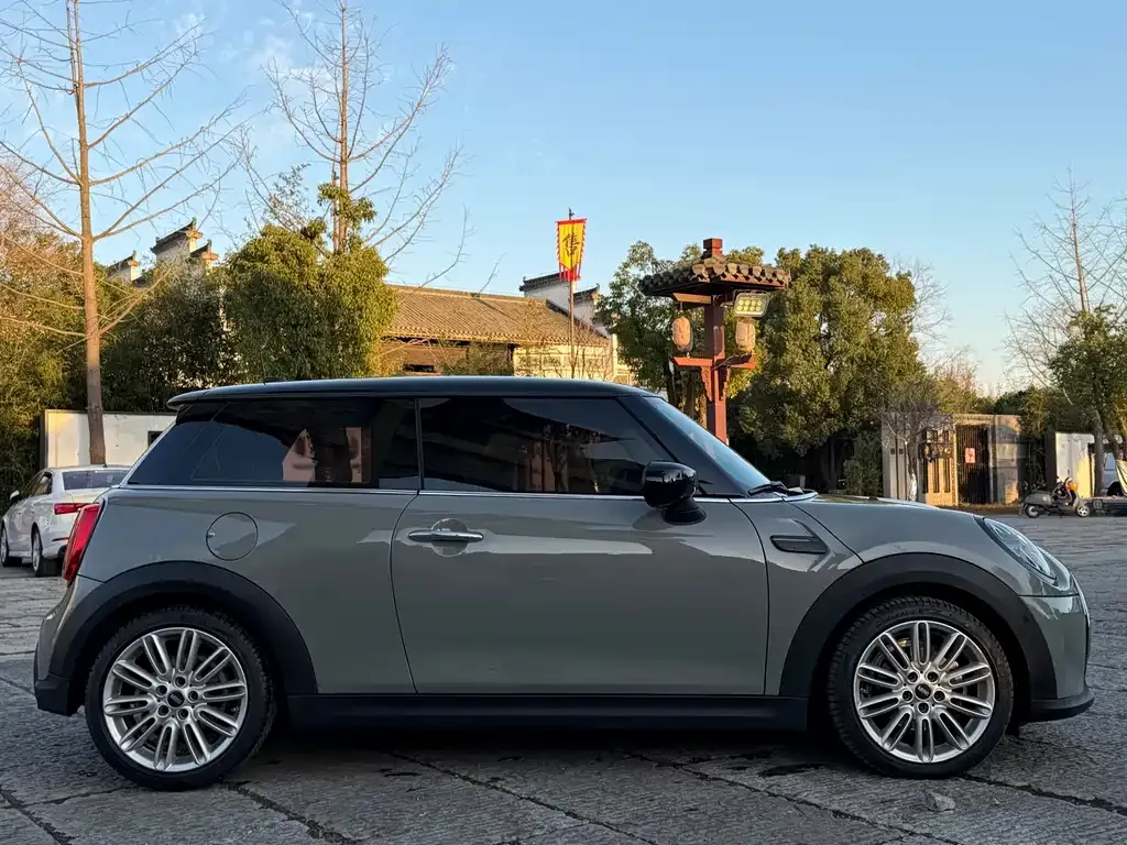 MINI Cooper (3-door) 2021 из CN, фото 2
