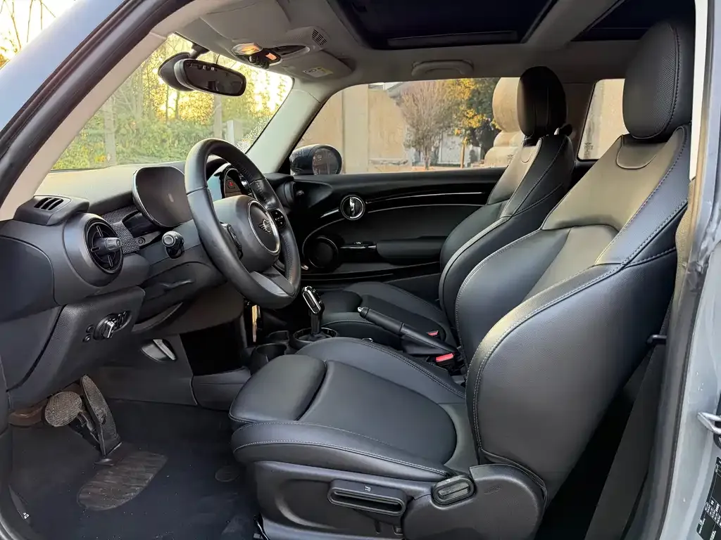MINI Cooper (3-door) 2021 из CN, фото 4